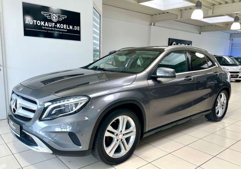 Mercedes-Benz GLA 200, 2017