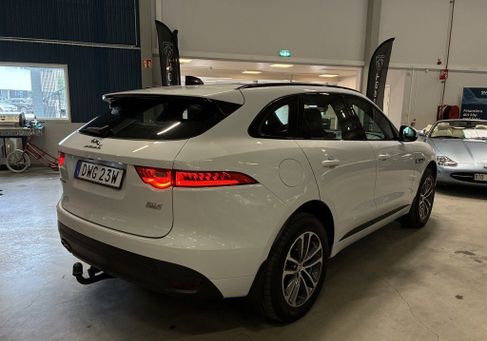 Jaguar F-Pace, 2020