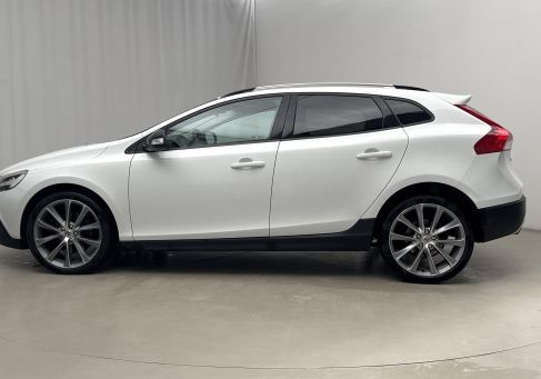 Volvo V40 Cross Country, 2019 2