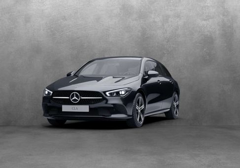 Mercedes-Benz CLA 200, 2022