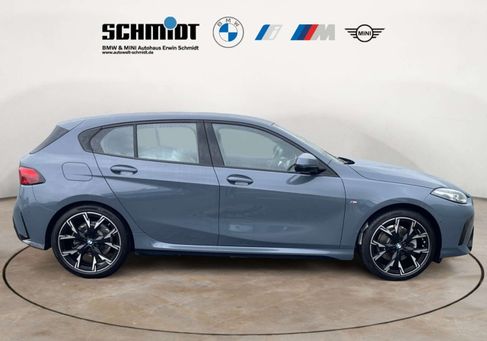 BMW 118, 2025