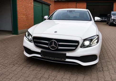 Mercedes-Benz E 300, 2019 2