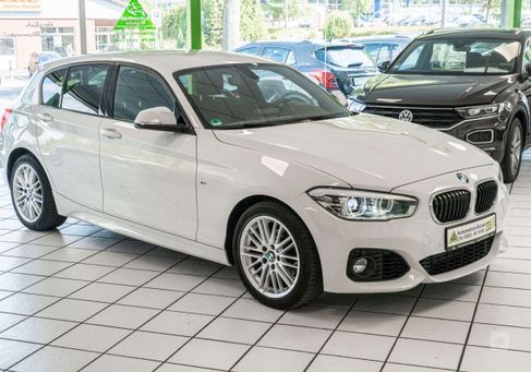 BMW 118, 2018