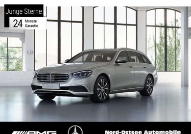 Mercedes-Benz E 300, 2022