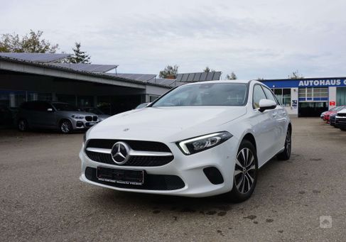 Mercedes-Benz A 250, 2022