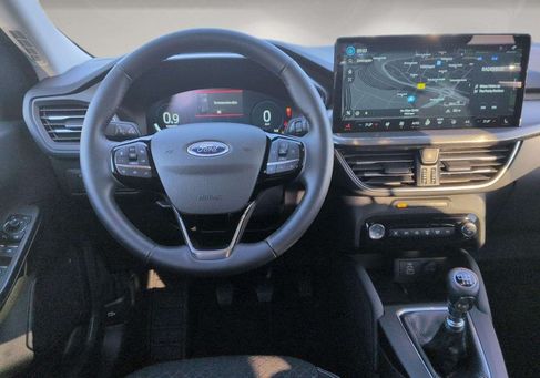 Ford Kuga, 2025