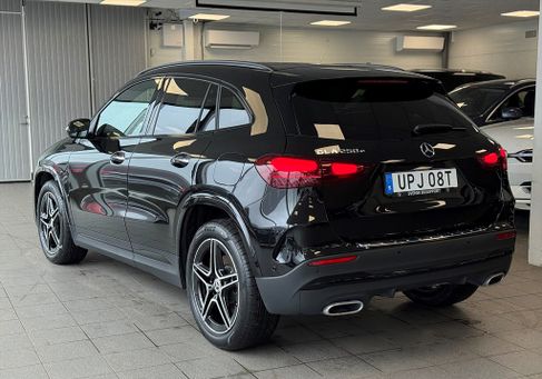 Mercedes-Benz GLA 250, 2025