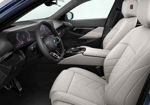 BMW 550, 2024