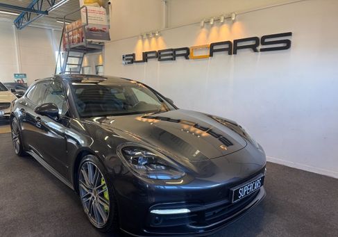 Porsche Panamera, 2018