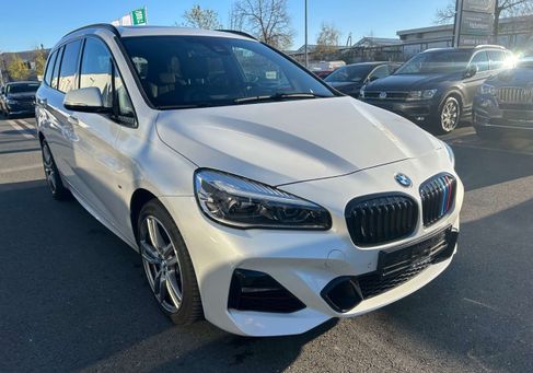 BMW 220, 2020