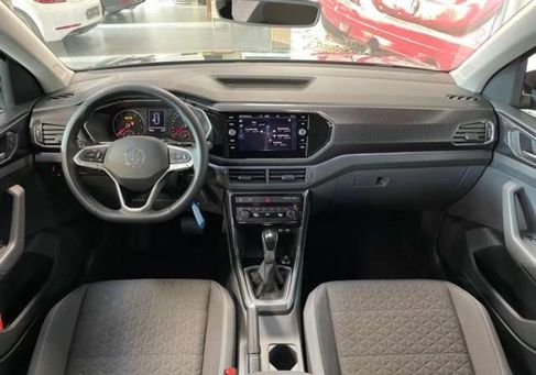 Volkswagen T-Cross, 2021