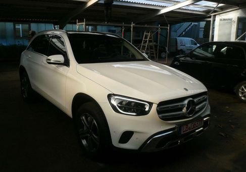 Mercedes-Benz GLC 300, 2021