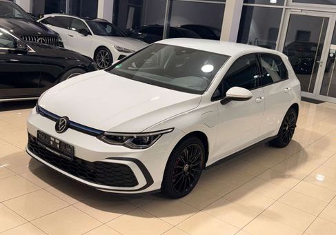 Volkswagen Golf, 2021