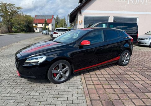 Volvo V40, 2019