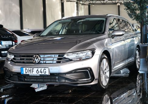 Volkswagen Passat Variant, 2021