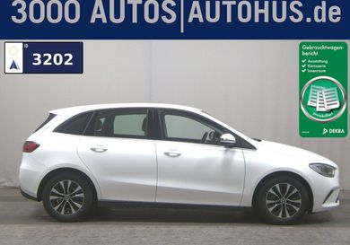 Mercedes-Benz B 180, 2023