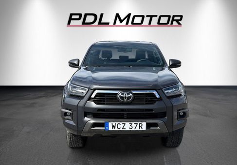 Toyota Hilux, 2025