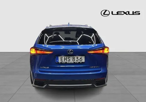 Lexus NX, 2018