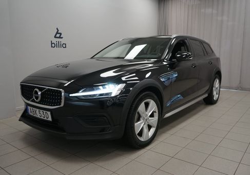 Volvo V60 Cross Country, 2022