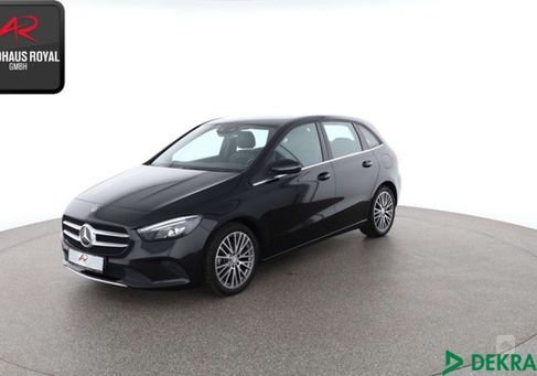 Mercedes-Benz B 180, 2021