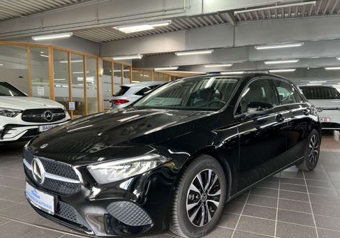 Mercedes-Benz A 180, 2025 2