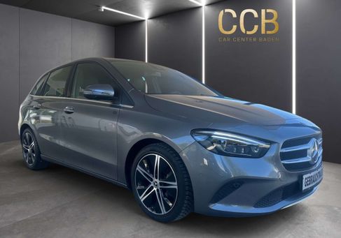 Mercedes-Benz B 180, 2019 3