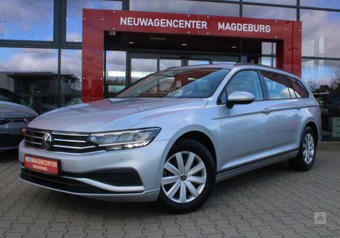 Volkswagen Passat Variant, 2022