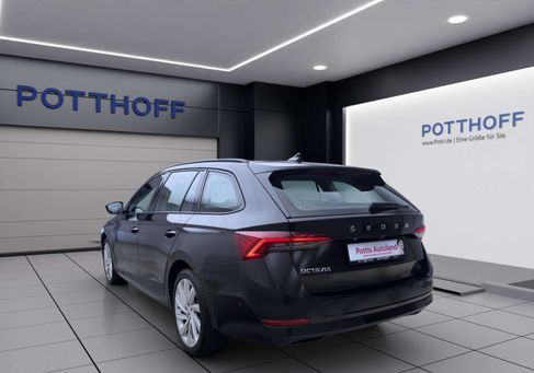 Skoda Octavia, 2021 3