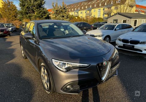 Alfa Romeo Stelvio, 2019