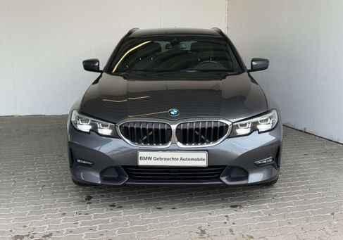 BMW 320, 2022