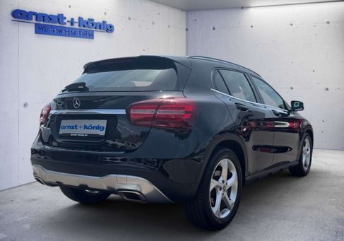 Mercedes-Benz GLA 220, 2020 3