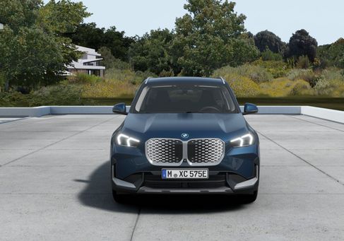 BMW iX, 2025