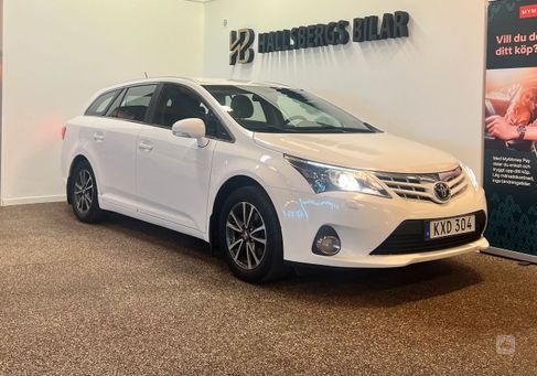 Toyota Avensis, 2012