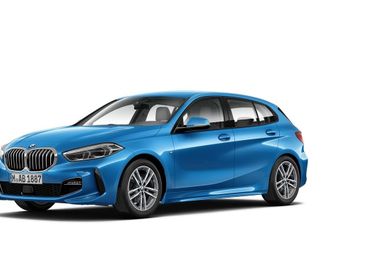 BMW 118, 2021