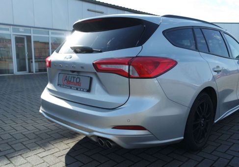 Ford Focus, 2022