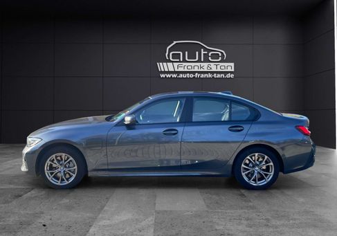 BMW 330, 2020