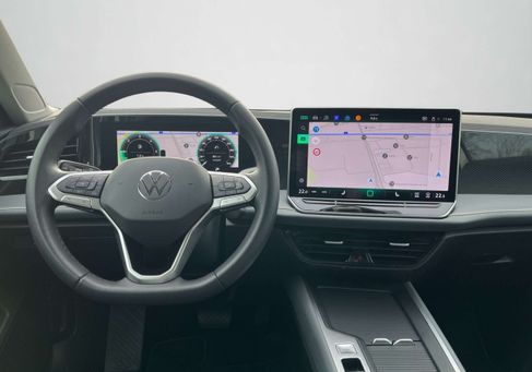 Volkswagen Passat Variant, 2024