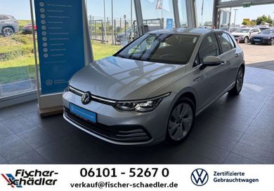 Volkswagen Golf, 2023
