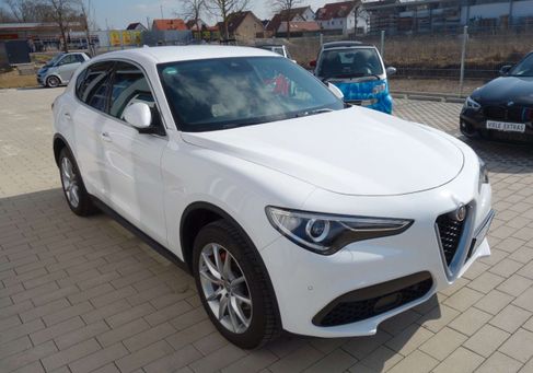 Alfa Romeo Stelvio, 2019