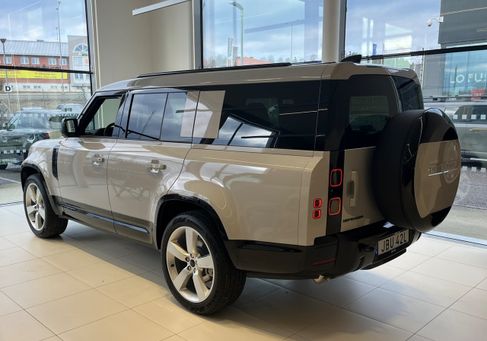 Land Rover Defender, 2026