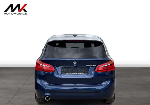 BMW 225, 2020