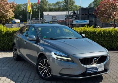 Volvo V40, 2018