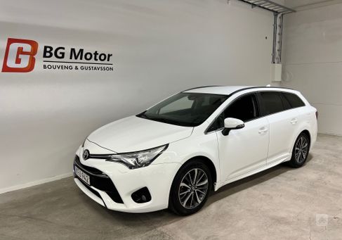 Toyota Avensis, 2015