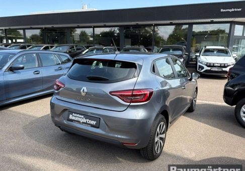 Renault Clio, 2023 3