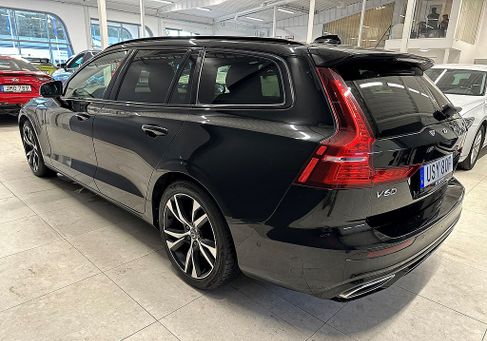 Volvo V60, 2020 3