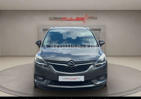 Opel Zafira Tourer, 2017