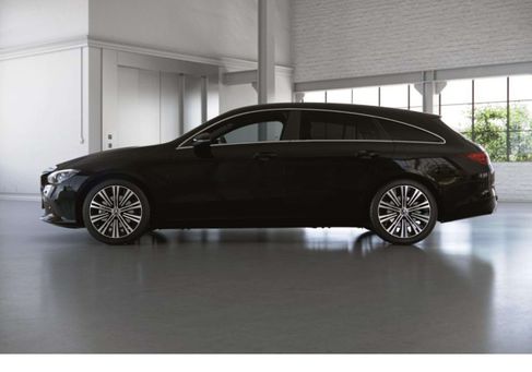 Mercedes-Benz CLA 200, 2023