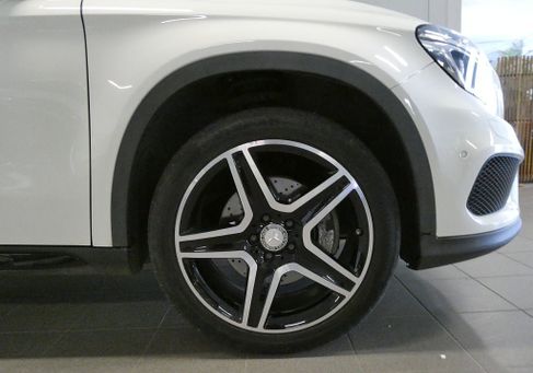 Mercedes-Benz GLA 220, 2016