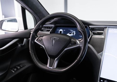 Tesla Model X, 2018