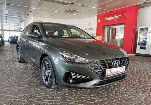 Hyundai i30, 2022